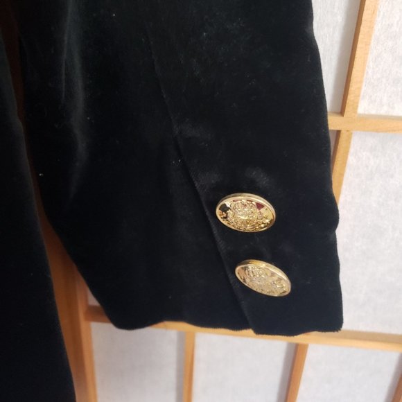 Ivana Trump Velvet Blazer - Picture 5 of 9